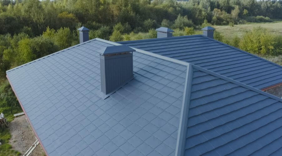 Professional gutter cleaning in Wendel, CA